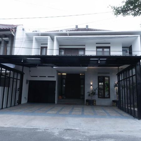 Radja House Cipaku Indah Villa Bandung Bagian luar foto