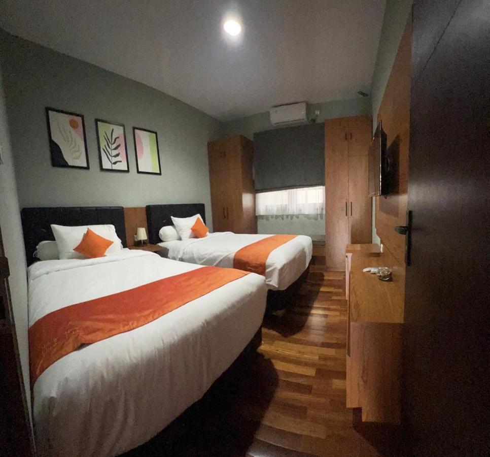 Radja House Cipaku Indah Villa Bandung Bagian luar foto