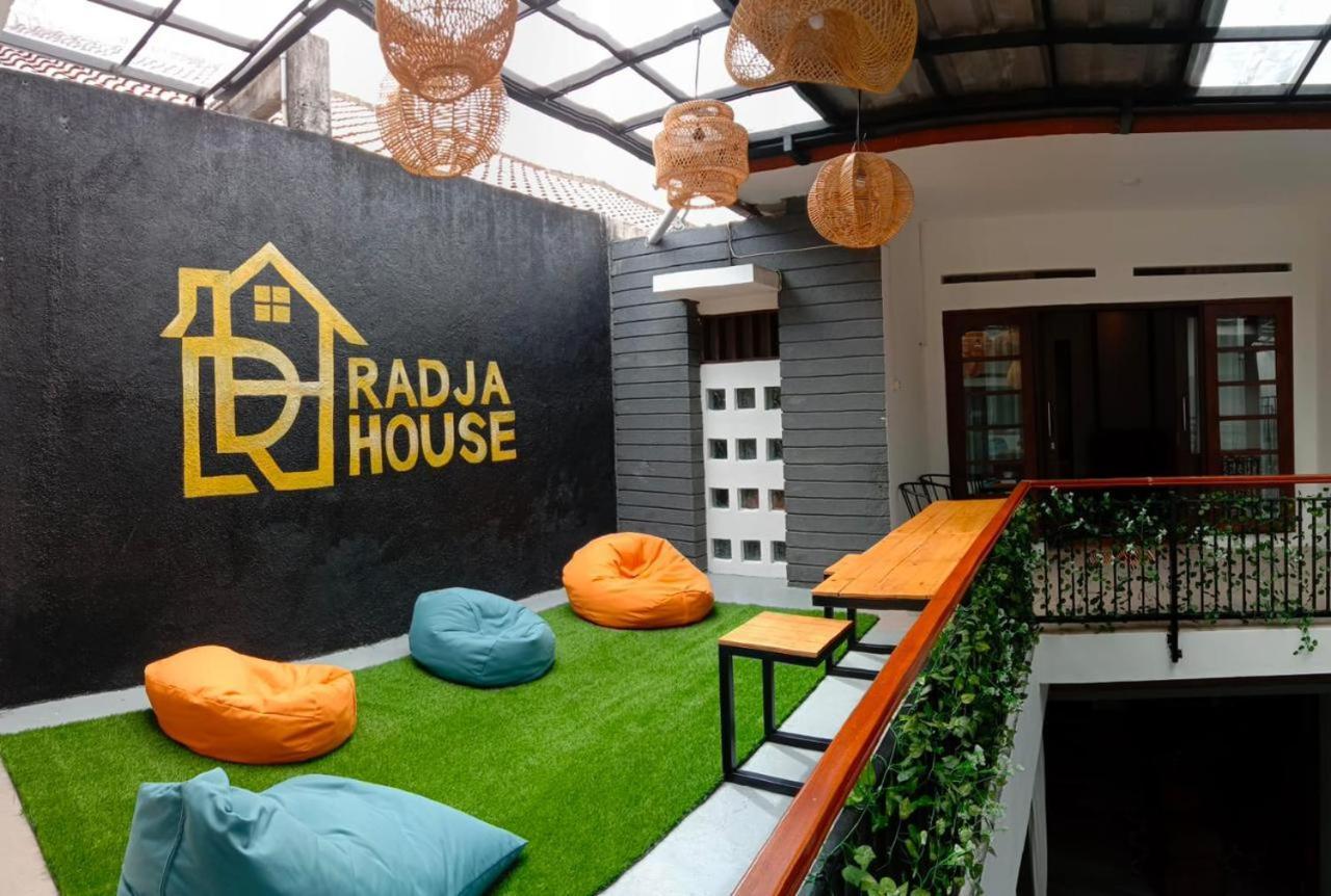 Radja House Cipaku Indah Villa Bandung Bagian luar foto